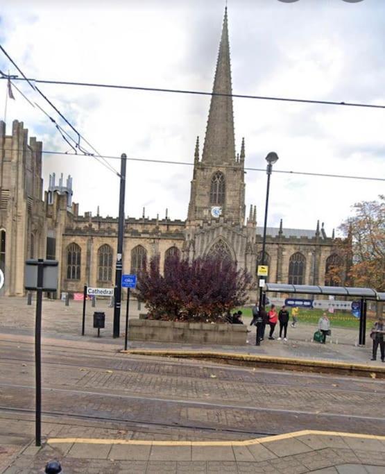 Cathedral Apartment Sheffield Luaran gambar